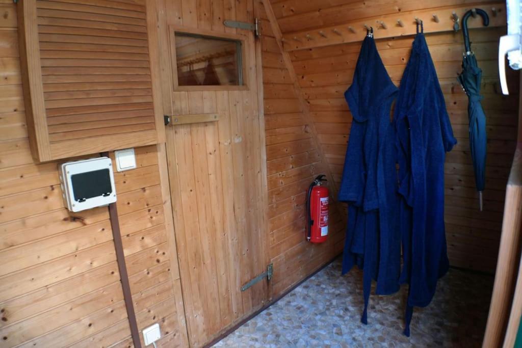 "Saunahotel" Mit Separatem Badezimmer Meinerzhagen Exterior foto